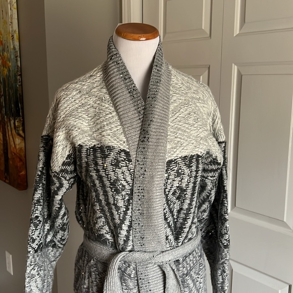 WHBM Gray Fair Isle Cover Up Wrap Sweater - Picture 5 of 10